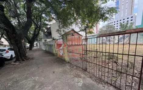 Lote/Terreno à venda, 217m² no Zona 07, Maringá