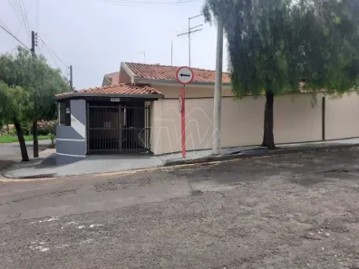 Casa com 3 Quartos à venda, 256m² no Jardim Santa Lúcia, Araraquara