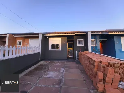 Casa com 2 Quartos à venda, 41m² no Restinga, Porto Alegre