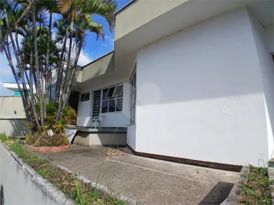 Casa com 3 Quartos para alugar, 330m² no Esplanada Mendes Moraes, São Roque