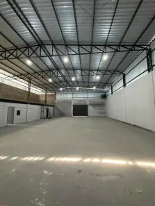 Galpão/Depósito/Armazém para venda ou aluguel, 700m² no Novo Aleixo, Manaus