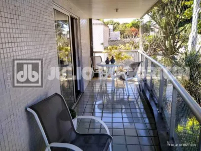 Apartamento com 4 Quartos à venda, 210m² no Jardim Guanabara, Rio de Janeiro