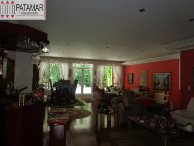 Sobrado com 4 Quartos à venda, 650m² no Jardim Guedala, São Paulo