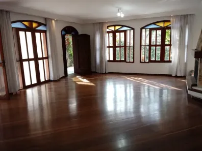 Casa com 3 Quartos à venda, 350m² no Jardim da Glória, São Paulo