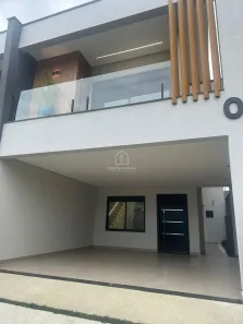 Sobrado com 3 Quartos à venda, 171m² no Jardim Sofia, Joinville