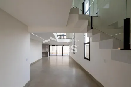 Casa de Condomínio com 4 Quartos à venda, 258m² no Jardins Capri, Senador Canedo