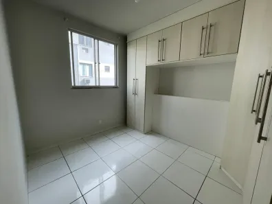 Apartamento com 2 Quartos para alugar, 50m² no Virgem Santa, Macaé