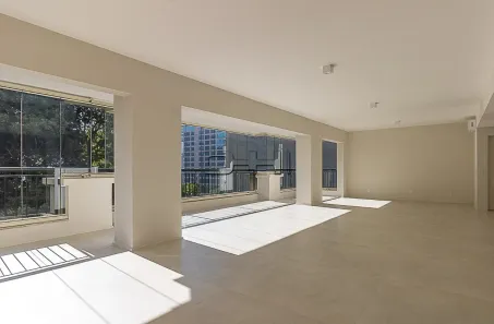 Apartamento com 3 Quartos à venda, 230m² no Vila Uberabinha, São Paulo