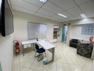 Prédio Comercial para alugar, 235m² no Vila Curuçá, Santo André