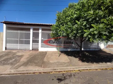 Casa com 4 Quartos à venda, 226m² no Jardim Solange, Bauru