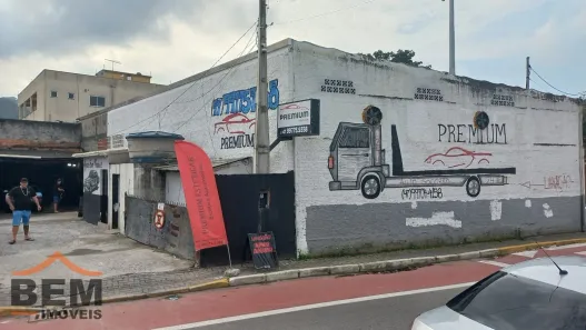 Prédio Comercial à venda, 560m² no Monte Alegre, Camboriú