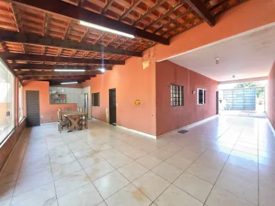 Casa com 3 Quartos à venda, 200m² no Itapoã, Aparecida de Goiânia
