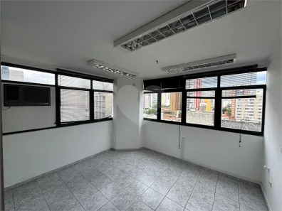 Sala Comercial para alugar, 30m² no Pinheiros, São Paulo