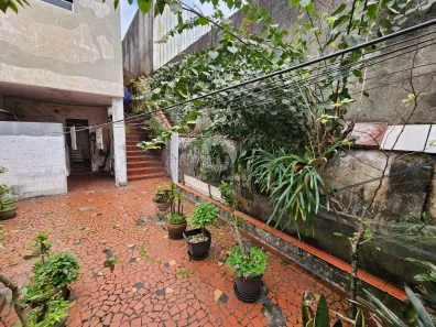 Sobrado com 3 Quartos à venda, 188m² no Vila Mathias, Santos