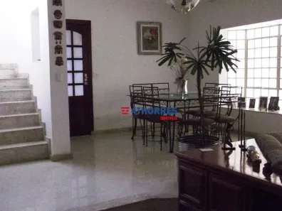 Casa com 4 Quartos à venda, 280m² no Super Quadra Morumbi, São Paulo