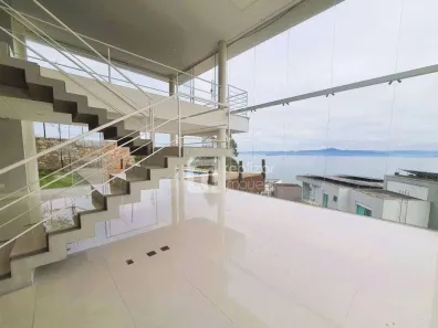 Casa com 3 Quartos à venda, 719m² no Cacupé, Florianópolis