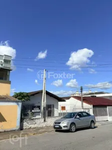 Casa com 1 Quarto à venda, 347m² no Barreiros, São José