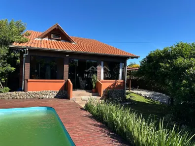 Casa com 2 Quartos à venda, 110m² no , Imbituba