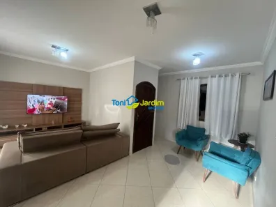 Sobrado com 4 Quartos à venda, 239m² no Vila Lucinda, Santo André
