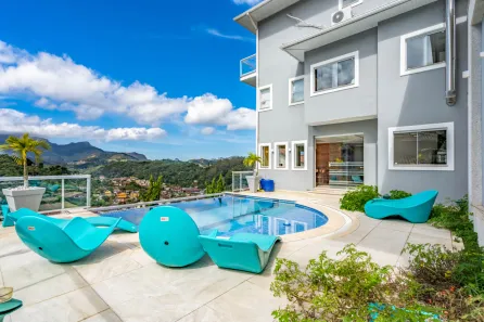 Casa de Condomínio com 4 Quartos à venda, 380m² no Mosela, Petrópolis