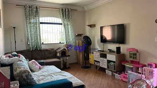 Sobrado com 3 Quartos à venda, 180m² no Parque Ipê, São Paulo