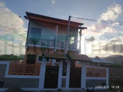 Sobrado com 4 Quartos à venda, 96m² no Jaconé (Sampaio Correia), Saquarema