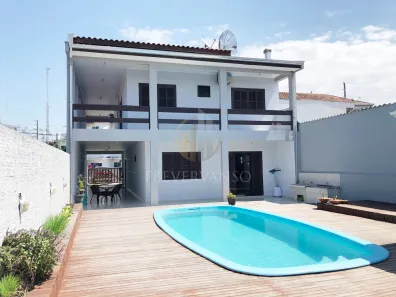 Sobrado com 4 Quartos para alugar, 455m² no Cohapar II, Guaratuba
