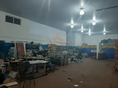 com 4 Quartos para alugar, 739m² no Vila Carvalho, Ribeirão Preto