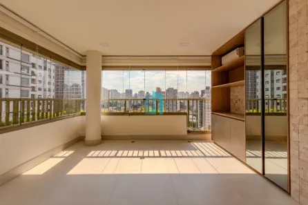 Apartamento com 4 Quartos para alugar, 148m² no Moema, São Paulo