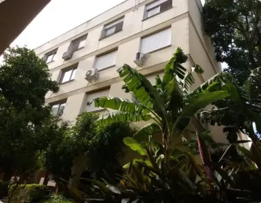 Apartamento com 3 Quartos para alugar, 70m² no Santo Antônio, Porto Alegre