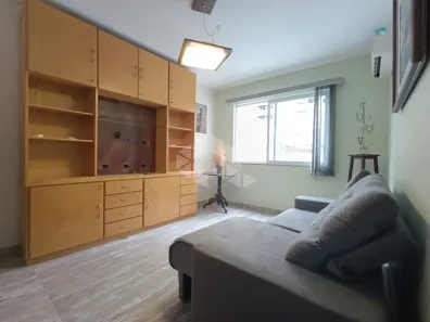 Apartamento com 2 Quartos para alugar, 92m² no Centro, Florianópolis