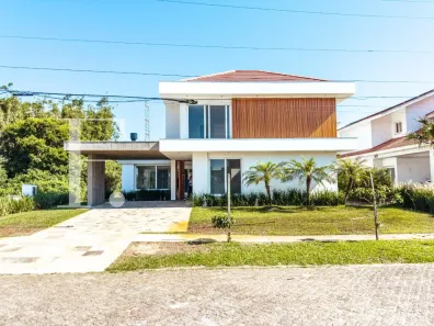 Sobrado com 4 Quartos à venda, 256m² no , Xangri-Lá