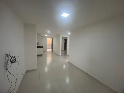 Apartamento com 2 Quartos para alugar, 58m² no Centro, Lauro de Freitas