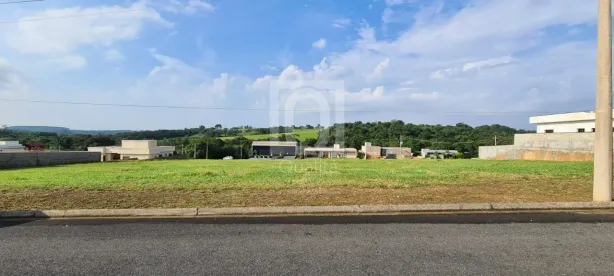 Lote/Terreno à venda, 1000m² no VILLAGE IPANEMA 2, Araçoiaba da Serra