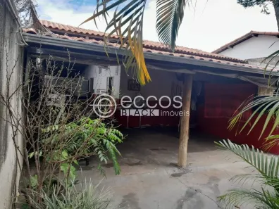 Casa com 2 Quartos à venda, 100m² no Tubalina, Uberlândia