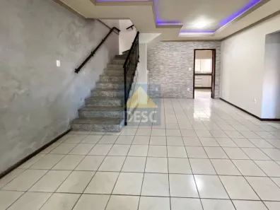Sobrado com 3 Quartos à venda, 145m² no Centro, Balneário Camboriú
