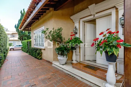 Casa de Condomínio com 4 Quartos à venda, 670m² no Jardim Luzitânia, São Paulo