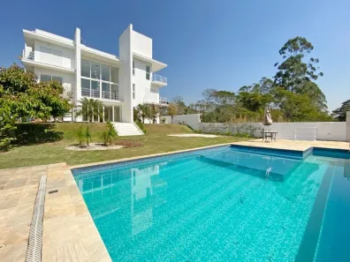 Casa de Condomínio com 4 Quartos para alugar, 566m² no Jardim Indaiá, Embu das Artes