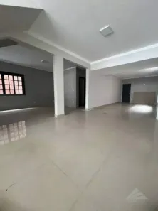 Imóvel Comercial com 4 Quartos para alugar, 400m² no Vila Bocaina, Mauá
