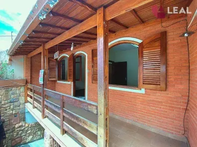 Casa com 3 Quartos à venda, 240m² no Joaquim José Franco, Pouso Alegre