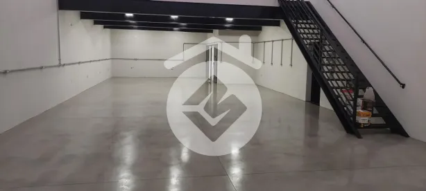 Galpão/Depósito/Armazém para alugar, 290m² no Morumbi, Uberlândia