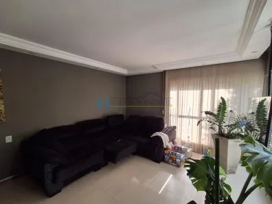 Sobrado com 3 Quartos à venda, 220m² no Jardim Avelino, São Paulo