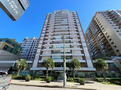 Apartamento com 2 Quartos à venda, 98m² no Centro, Florianópolis