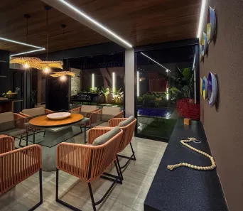 Sobrado com 3 Quartos à venda, 202m² no Jardim Inconfidência, Uberlândia