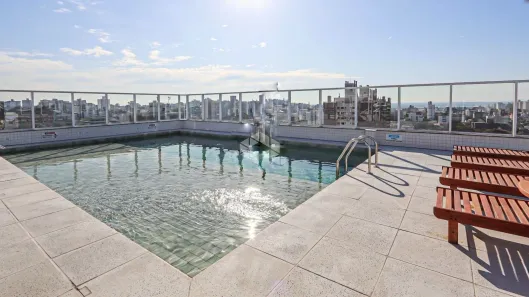 Apartamento com 2 Quartos à venda, 69m² no Vila Ipiranga, Porto Alegre