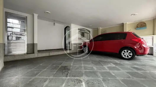 Sobrado com 3 Quartos à venda, 277m² no Metalúrgicos, Osasco