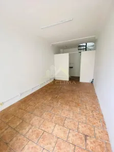 Ponto Comercial para alugar, 32m² no Santa Terezinha, Juiz de Fora
