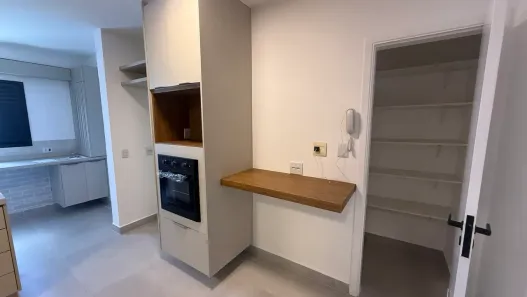 Apartamento com 4 Quartos para alugar, 159m² no Alphaville Centro Industrial e Empresarial/Alphaville., Barueri