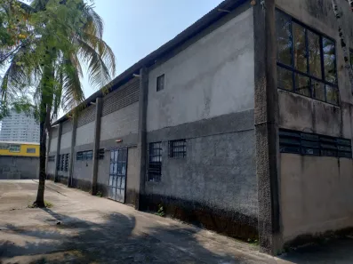 Prédio Residencial para alugar, 500m² no Jardim Fluminense, São Gonçalo