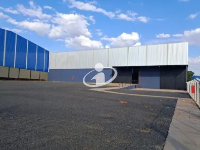 Galpão/Depósito/Armazém para alugar, 1480m² no Minas Gerais, Uberlândia